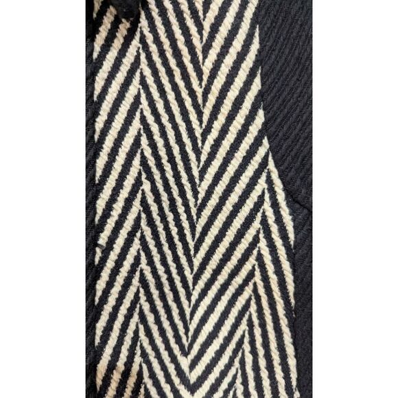 Judith & Charles Women's Black and Grey Chevron Collared Jacket Gold Zip Up - Picture 6 of 8